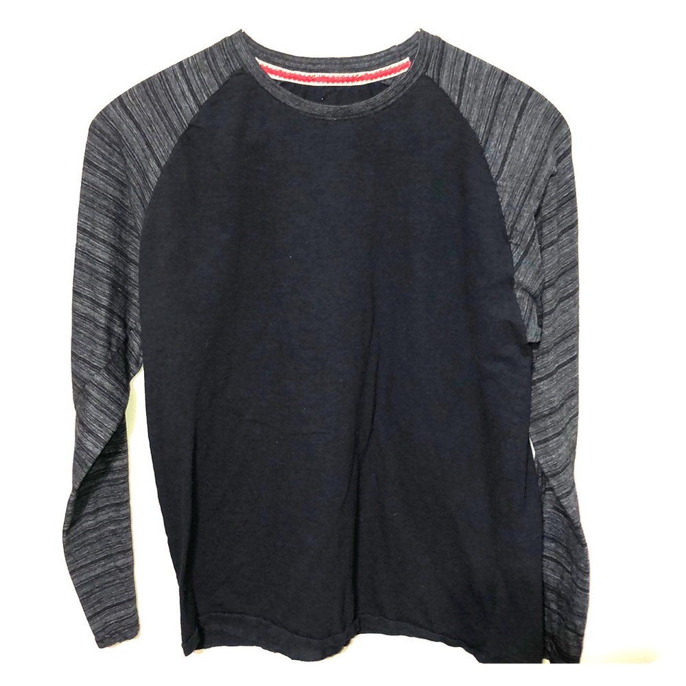 Long sleeve raglan